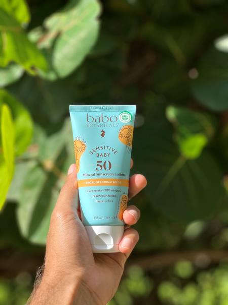 (2) Babo Botanicals Sensitive Baby Mineral Sunscreen Lotion SPF50 - Natural Zinc Oxide - Face & Body - Fragrance-Free - Water-Resistant - EWG Verified - Vegan - Extra Sensitive Skin - For Babies & Kids