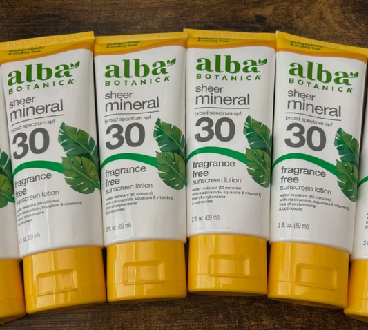 (4) Alba Botanica Sunscreen Lotion, Sensitive Mineral, SPF 30, Fragrance Free, 3 oz