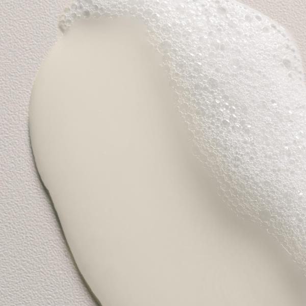 Davines LOVE Curl Shampoo | Wavy & Curly Hair Shampoo | Smooth and Moisturize Curls with Almond Extract | 8.45 fl oz